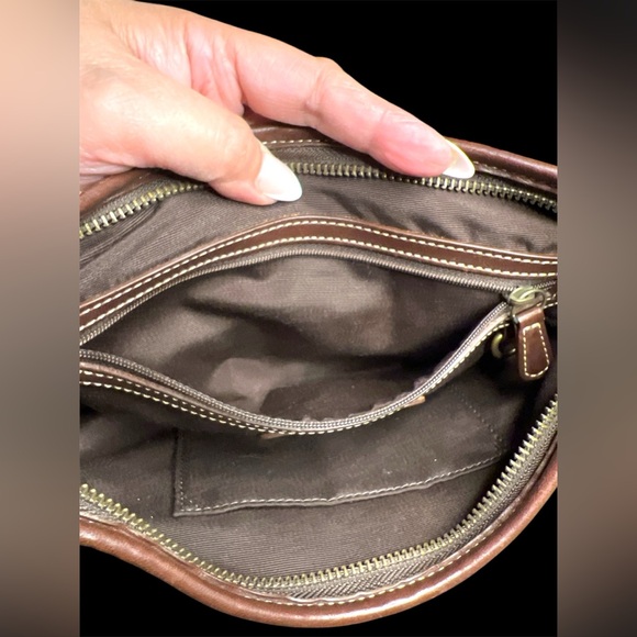 Vintage Coach Signature Logo with Suede & Brass Rivets SM bag #DO4J-7057 ✨👜💼🤎 - Picture 9 of 12